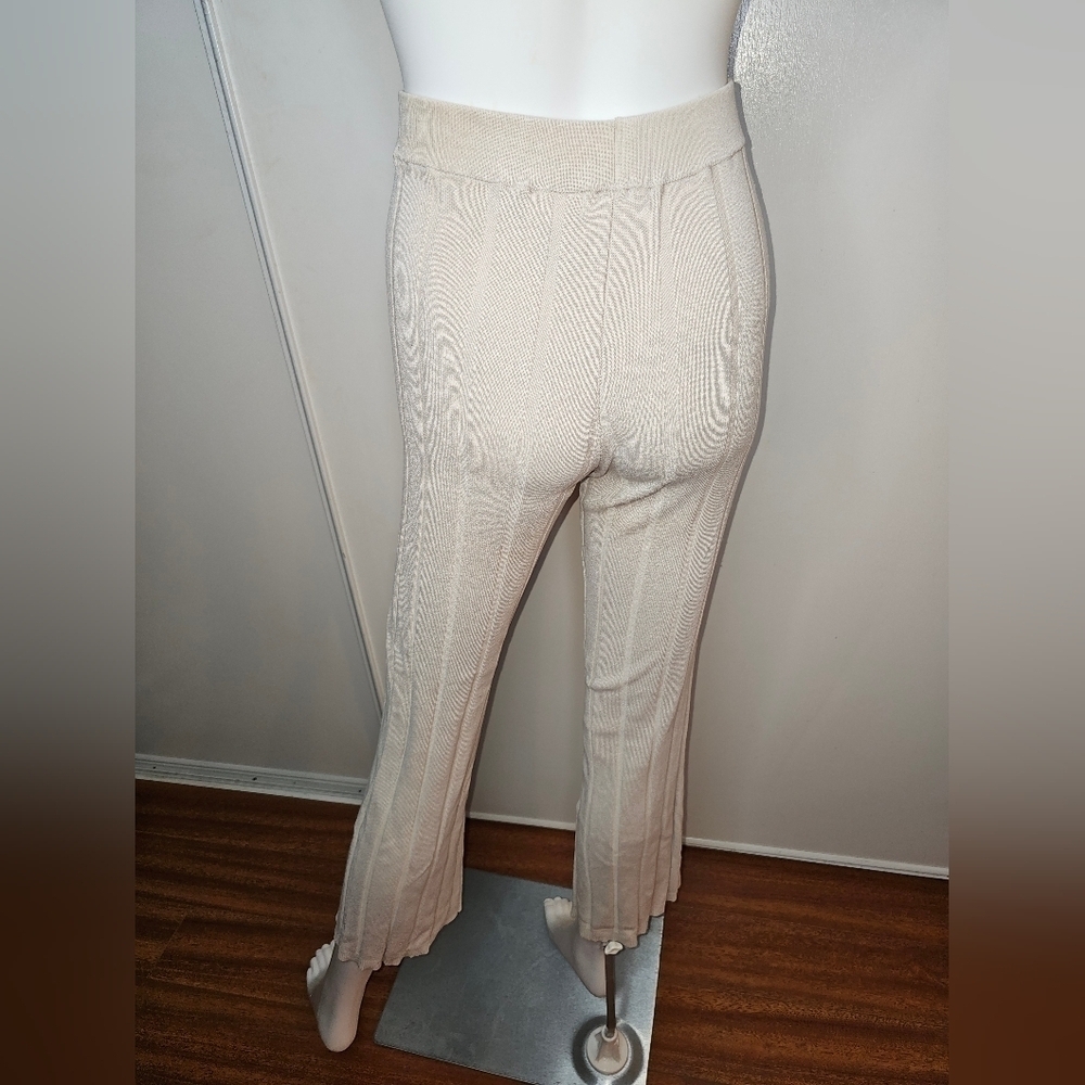 H&M Ribbed Cropped Strech Pant - Picture 2 of 9